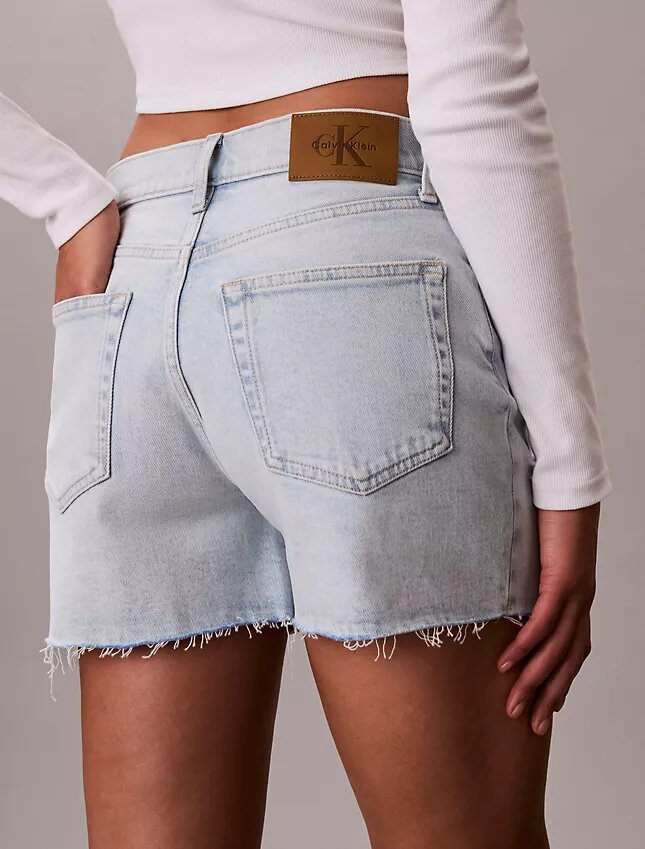 Calções de Denim midi de cintura alta Calções de Denim midi de cintura alta