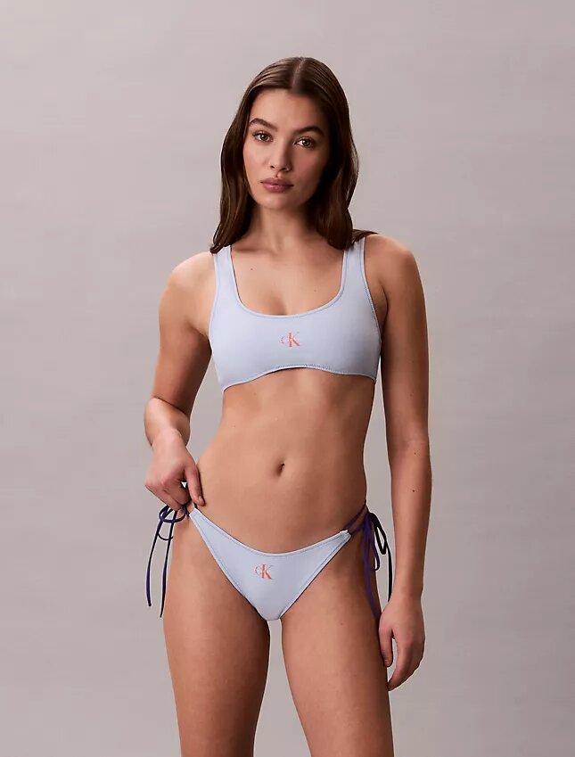 Calção de Bikini com monograma gráfico e atilhos laterais Calção de Bikini com monograma gráfico e atilhos laterais