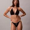 Calção de Bikini com monograma gráfico e atilhos laterais Calção de Bikini com monograma gráfico e atilhos laterais