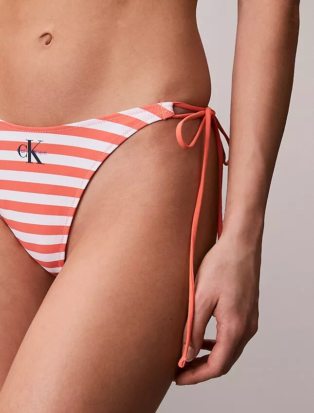 Calção de Bikini com monograma gráfico e atilhos laterais Calção de Bikini com monograma gráfico e atilhos laterais