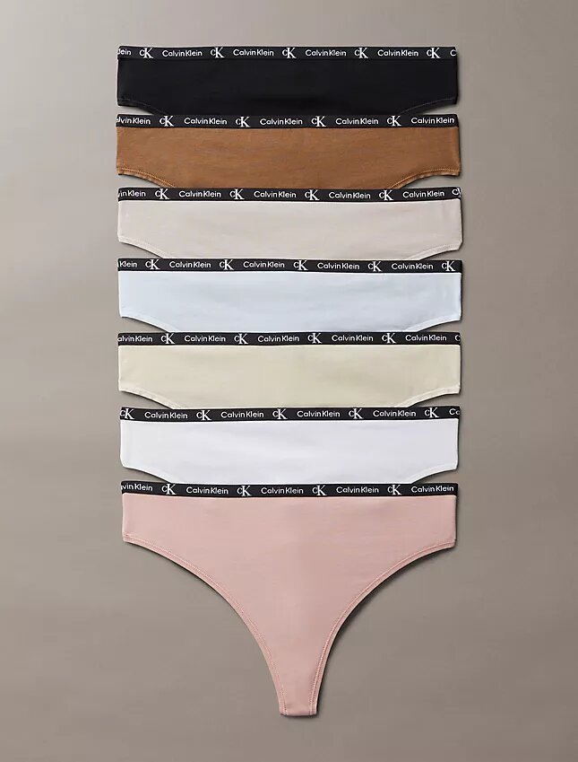 Calvin Klein 1996 Cotton Stretch Thong, Embalagem de 7 Unidades Calvin Klein 1996 Cotton Stretch Thong, Embalagem de 7 Unidades