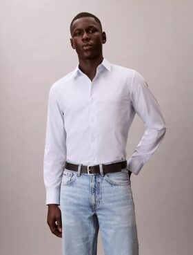 Camisa clássica com botões em listras de Cotton Stretch