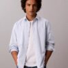 Camisa clássica de botões em tecido Oxford liso