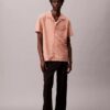 Camisa clássica de botões Oxford às riscas