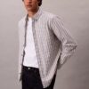 Camisa clássica de botões Oxford às riscas