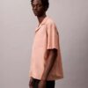 Camisa clássica de botões Oxford às riscas