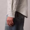 Camisa clássica de botões Oxford às riscas