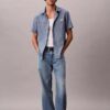 Camisa clássica de chambray com botões Camisa clássica de chambray com botões