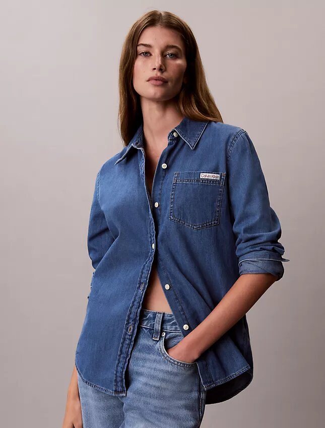 Camisa clássica de Denim com botões Camisa clássica de Denim com botões