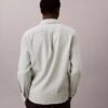 Camisa clássica de linho e algodão com botões Camisa clássica de linho e algodão com botões