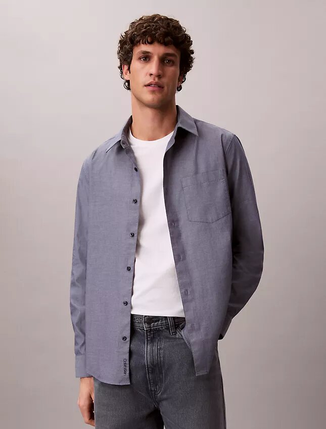 Camisa clássica de popeline lavado com botões Camisa clássica de popeline lavado com botões