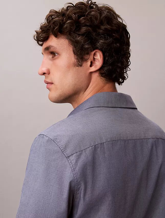 Camisa clássica de popeline lavado com botões Camisa clássica de popeline lavado com botões