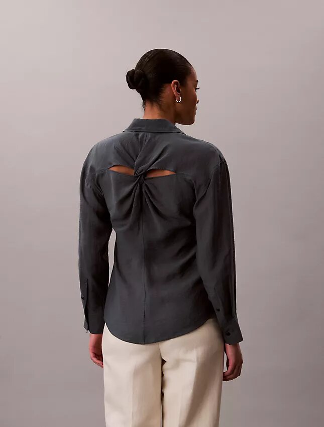 Camisa clássica de voile com botões Camisa clássica de voile com botões