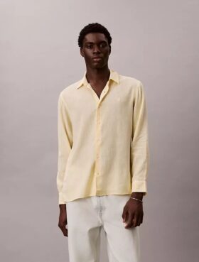 Camisa clássica em mistura de linho liso