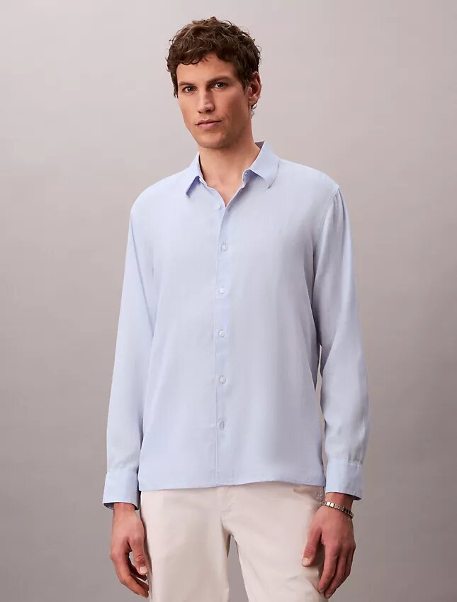 Camisa clássica em mistura de linho liso Camisa clássica em mistura de linho liso
