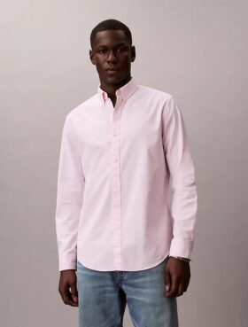 Camisa clássica Oxford lisa com botões