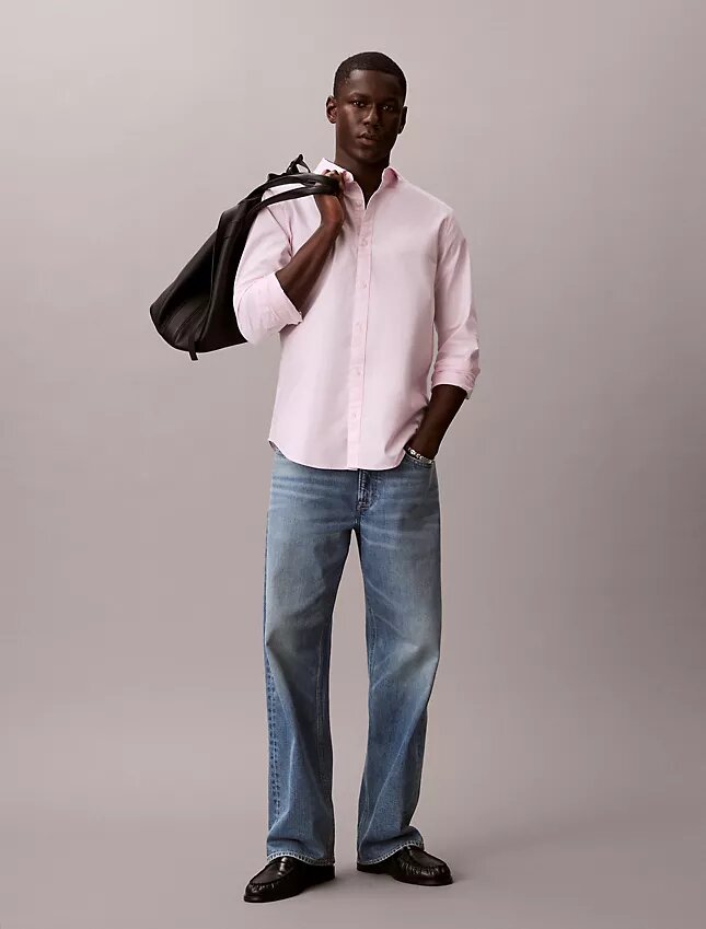 Camisa clássica Oxford lisa com botões Camisa clássica Oxford lisa com botões