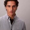 Camisa clássica Oxford lisa com botões Camisa clássica Oxford lisa com botões