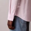 Camisa clássica Oxford lisa com botões Camisa clássica Oxford lisa com botões