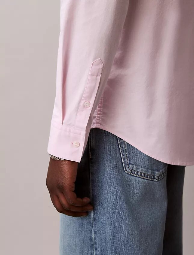 Camisa clássica Oxford lisa com botões Camisa clássica Oxford lisa com botões