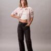 Camisa curta de corte largo com riscas e botões Camisa curta de corte largo com riscas e botões