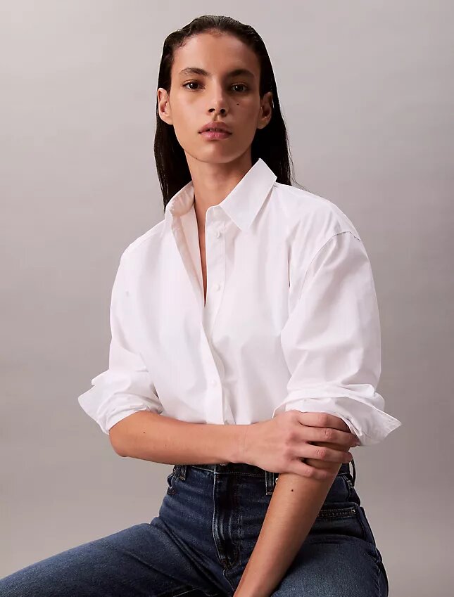 Camisa curta de corte quadrado com botões Camisa curta de corte quadrado com botões
