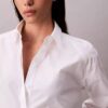 Camisa curta de corte quadrado com botões Camisa curta de corte quadrado com botões
