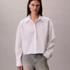 Camisa curta de popeline com botões e corte descontraído Camisa curta de popeline com botões e corte descontraído