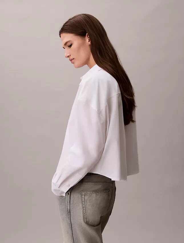Camisa curta de popeline com botões e corte descontraído Camisa curta de popeline com botões e corte descontraído