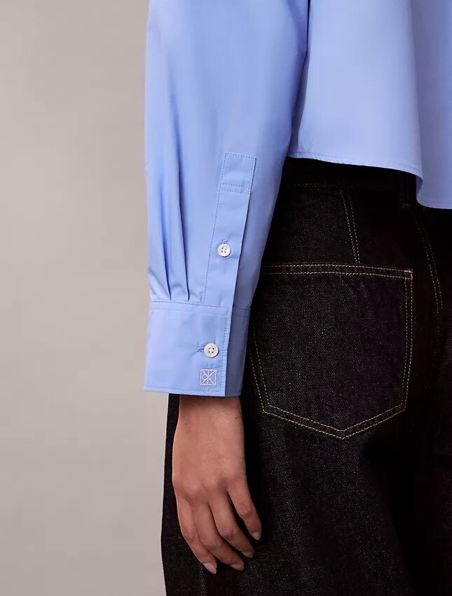 Camisa curta de popeline com botões e corte descontraído Camisa curta de popeline com botões e corte descontraído