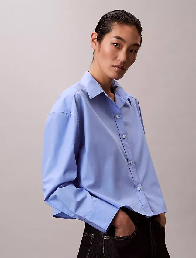 Camisa curta de popeline com botões e corte descontraído Camisa curta de popeline com botões e corte descontraído