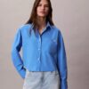 Camisa curta e larga de popeline de algodão com botões Camisa curta e larga de popeline de algodão com botões