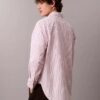 Camisa de algodão às riscas com botões e corte descontraído Camisa de algodão às riscas com botões e corte descontraído