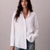 Camisa de botões com aba enrolada em Lyocell Camisa de botões com aba enrolada em Lyocell