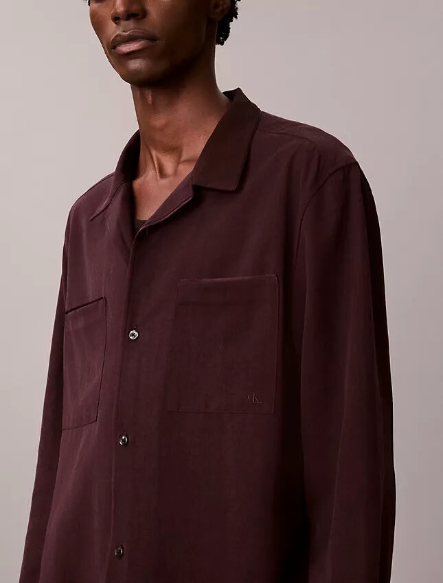 Camisa de botões com corte descontraído e toque suave Camisa de botões com corte descontraído e toque suave