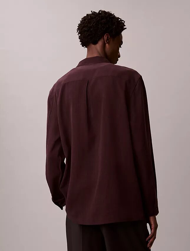 Camisa de botões com corte descontraído e toque suave Camisa de botões com corte descontraído e toque suave