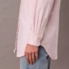Camisa de botões com riscas e corte descontraído Camisa de botões com riscas e corte descontraído