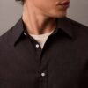 Camisa de botões em mistura de lã com corte descontraído Camisa de botões em mistura de lã com corte descontraído