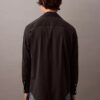 Camisa de botões em mistura de lã com corte descontraído Camisa de botões em mistura de lã com corte descontraído