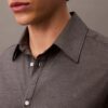 Camisa de botões em mistura de lã com corte descontraído Camisa de botões em mistura de lã com corte descontraído