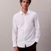 Camisa de botões em popeline de algodão Cotton Stretch, corte justo Camisa de botões em popeline de algodão Cotton Stretch, corte justo