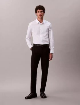 Camisa de botões em popeline de algodão Cotton Stretch, corte justo
