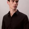 Camisa de botões em popeline de algodão Cotton Stretch, corte justo