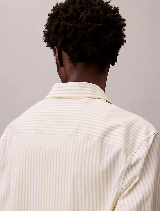 Camisa de botões em popeline de algodão Cotton Stretch às riscas Camisa de botões em popeline de algodão Cotton Stretch às riscas