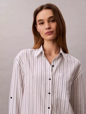 Camisa de botões folgada em mistura de linho