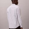 Camisa de botões, justa e elástica, com riscas Camisa de botões, justa e elástica, com riscas