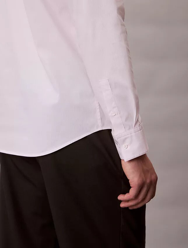 Camisa de botões justa em algodão elástico às riscas Camisa de botões justa em algodão elástico às riscas
