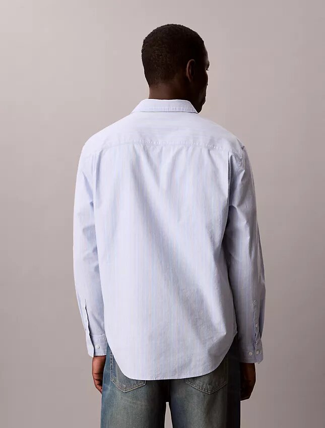 Camisa de botões listrada, justa e descontraída Camisa de botões listrada, justa e descontraída