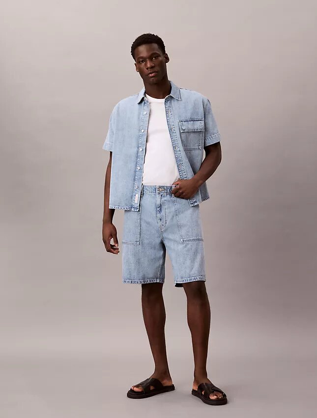 Camisa de Denim utilitária com botões Camisa de Denim utilitária com botões