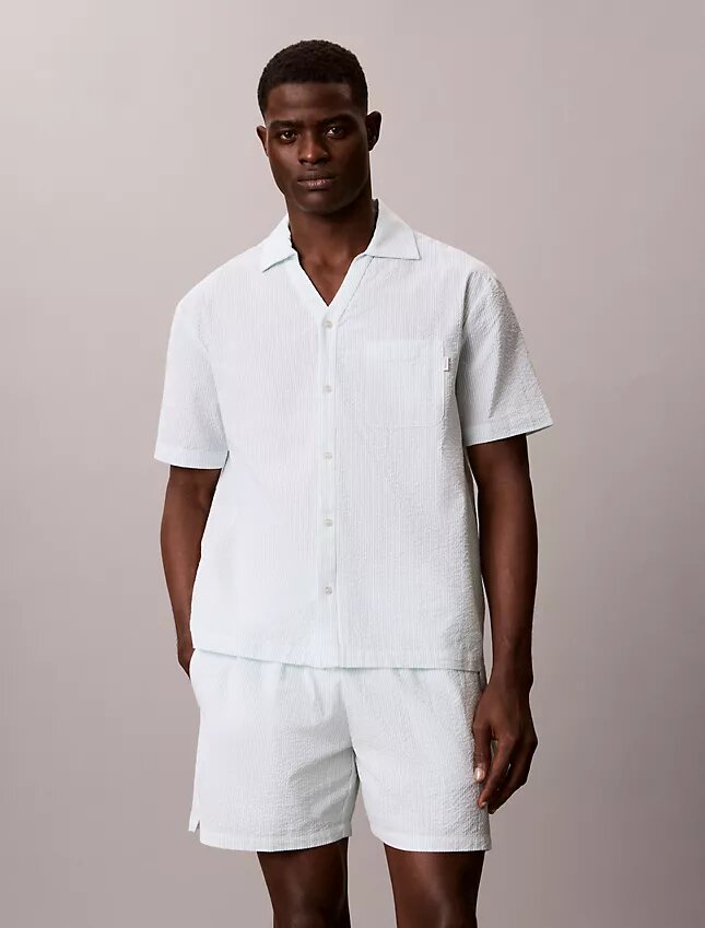 Camisa de dormir descontraída com botões em seersucker Camisa de dormir descontraída com botões em seersucker